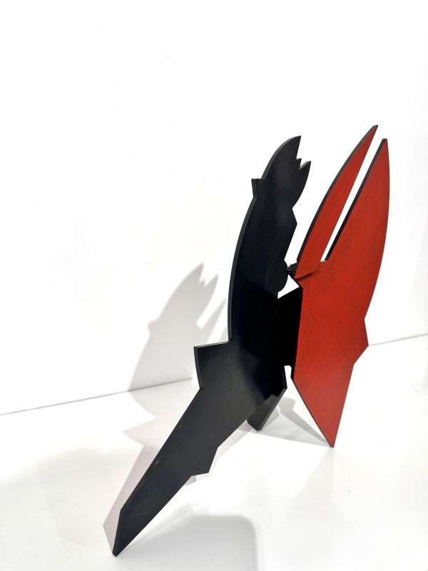 ET2023-27c-ST-Hierro pintado_ 32x36x12cms