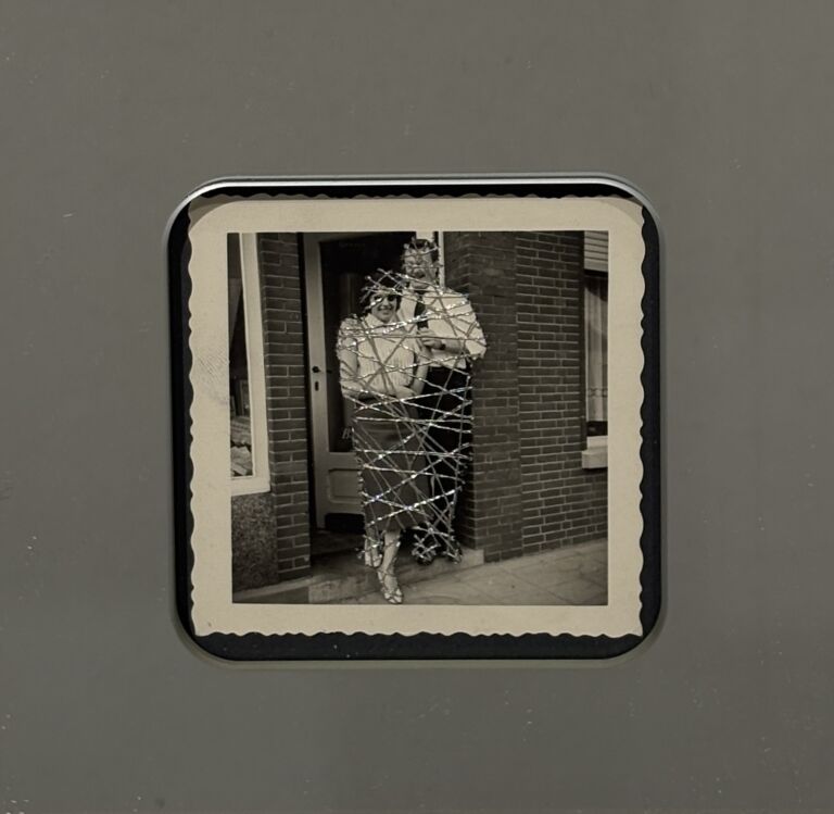 Cathy Álvarez Valle - Lo que el tiempo deja bordado IV - Fotografía intervenida - Pulsar para ver precio