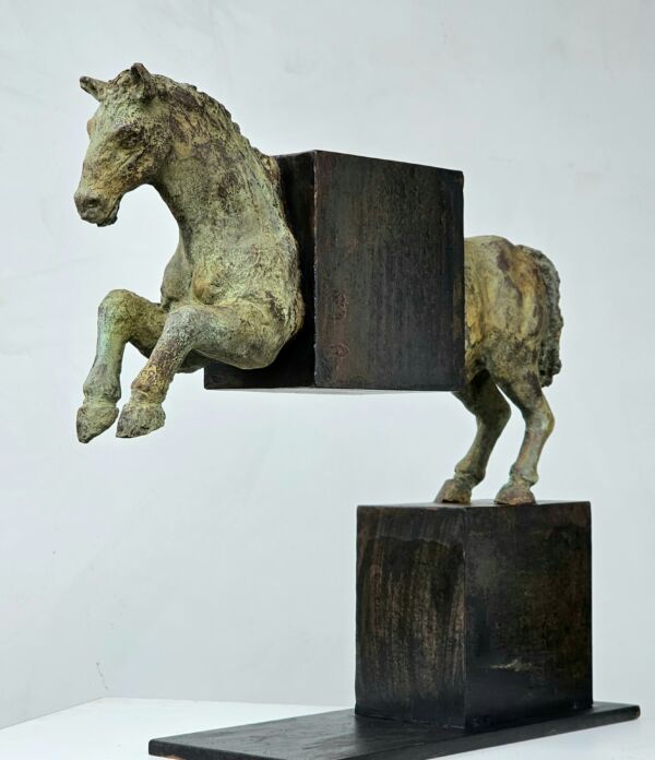 Anatomía de un caballo III. 43 x 15 x 47cm