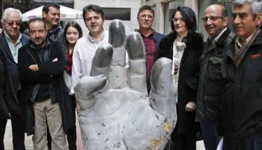 La escultura se puede ver los próximos cinco días. © Fotografía: FERNANDO OTERO / Diario de León.