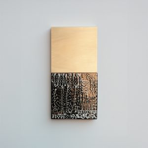 Helena Andersson. Materia y luz 28x6x56. Cerámica y latón