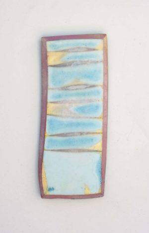 Pa(i)saje azul, 2025. Acrilico y parafina sobre poliestireno extruido, 53 x 22 x 4 cm.