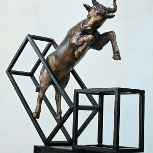 Tauro II 47,4 x 15 x 47 cm 2