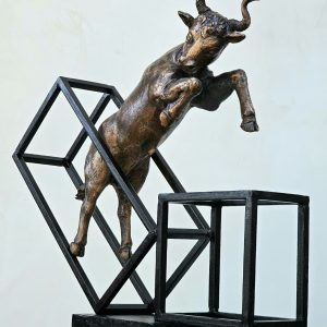 Tauro II 47,4 x 15 x 47 cm 2