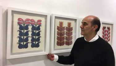 Miguel Escanciano en la galería Ármaga.